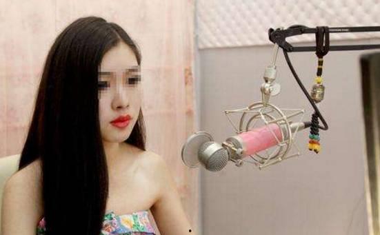 女主播砸雕像,网络暴力与公共道德的碰撞